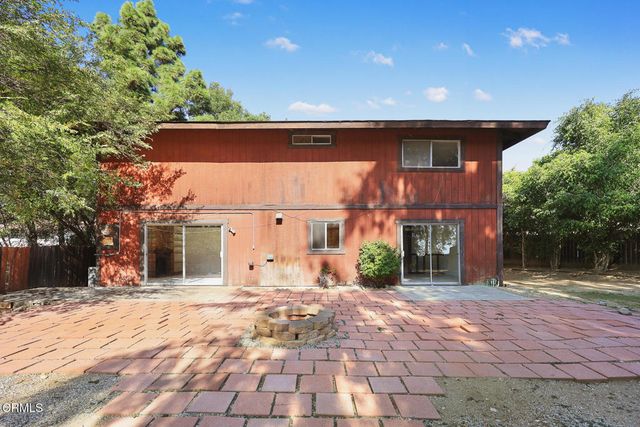 1740 Foothill Boulevard, La Canada Flintridge, CA 91011