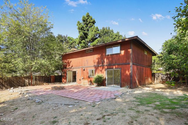 1740 Foothill Boulevard, La Canada Flintridge, CA 91011