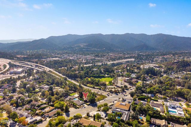 1740 Foothill Boulevard, La Canada Flintridge, CA 91011