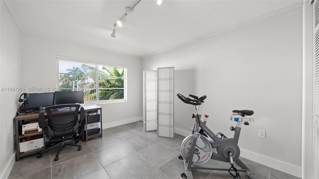 1501 SE 15th St 3-2, Fort Lauderdale, FL 33316