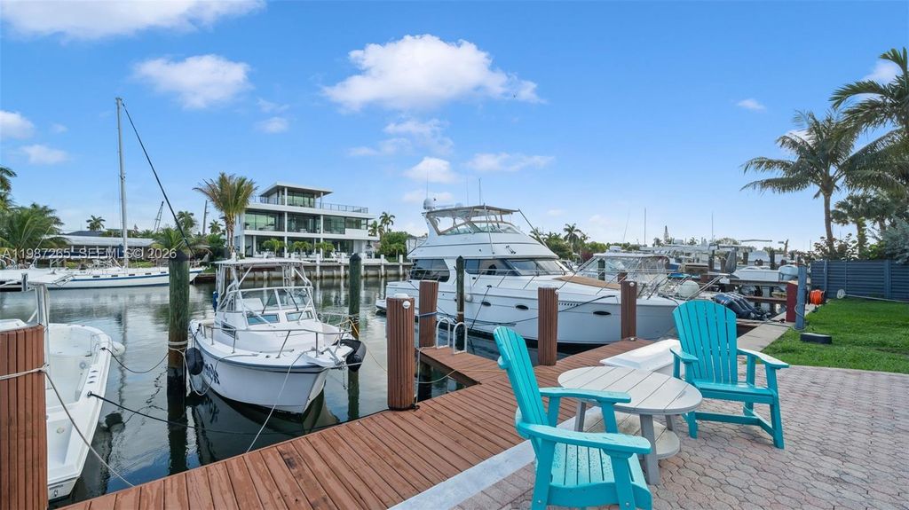 1501 SE 15th St 3-2, Fort Lauderdale, FL 33316