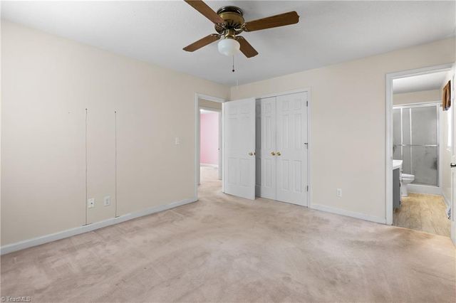 2758 Park Oak Drive, Clemmons, NC 27012