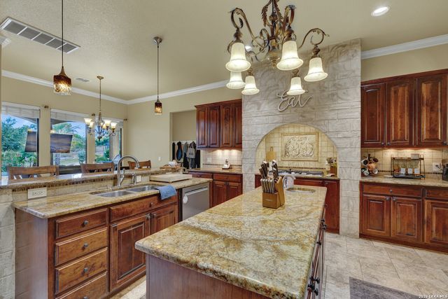 14190 IRON HORSE WAY, Helotes, TX 78023