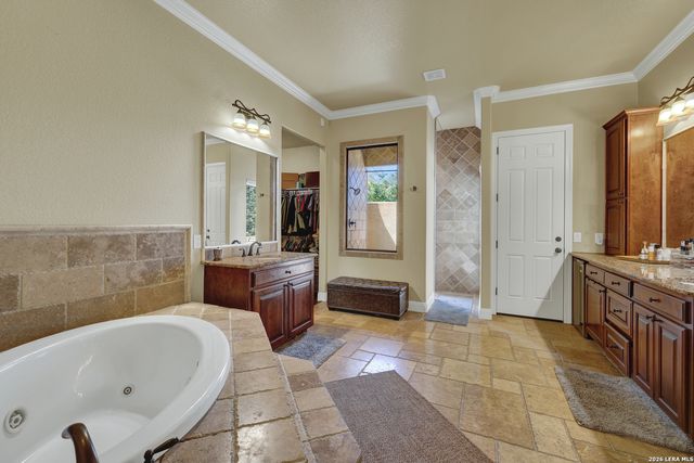14190 IRON HORSE WAY, Helotes, TX 78023