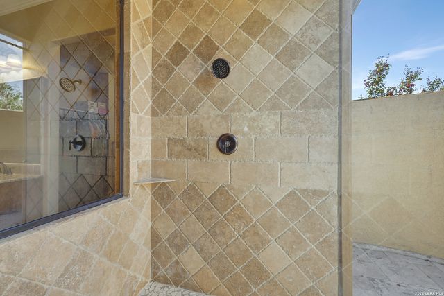 14190 IRON HORSE WAY, Helotes, TX 78023