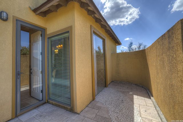 14190 IRON HORSE WAY, Helotes, TX 78023