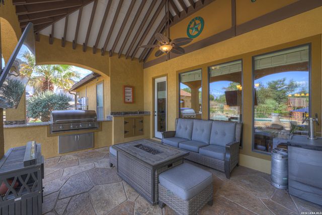 14190 IRON HORSE WAY, Helotes, TX 78023