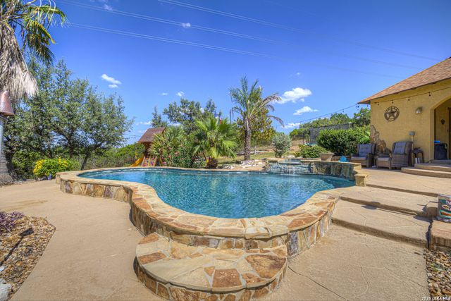 14190 IRON HORSE WAY, Helotes, TX 78023