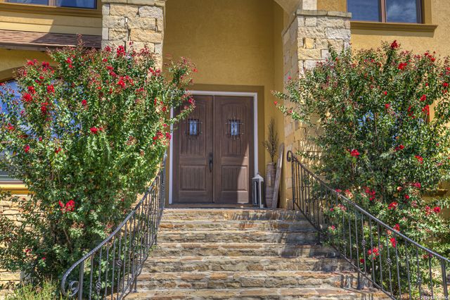 14190 IRON HORSE WAY, Helotes, TX 78023