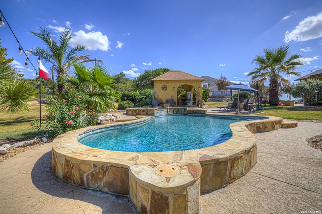 14190 IRON HORSE WAY, Helotes, TX 78023