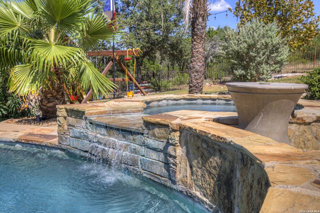 14190 IRON HORSE WAY, Helotes, TX 78023