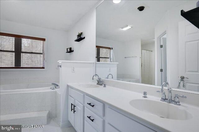 343 HIGH COUNTRY DR, Blakeslee, PA 18610