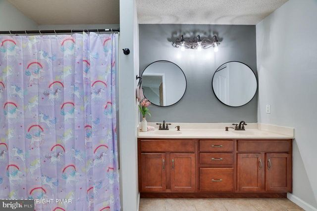 343 HIGH COUNTRY DR, Blakeslee, PA 18610