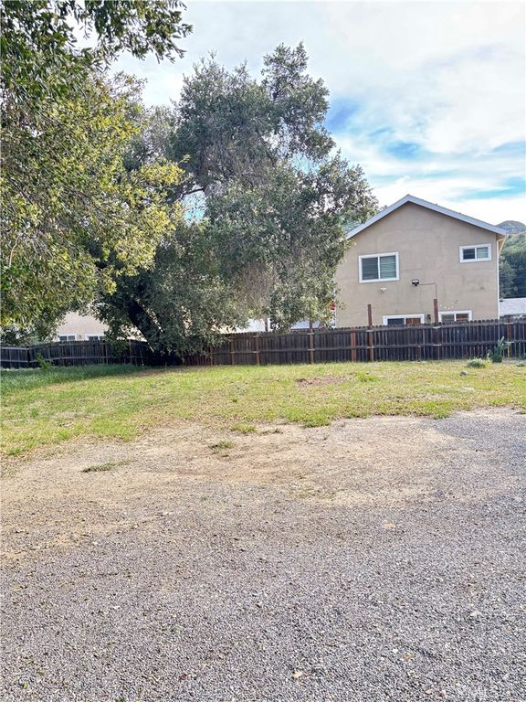 Image 1 of property listing at 0 Justamere, Val Verde, CA 91384