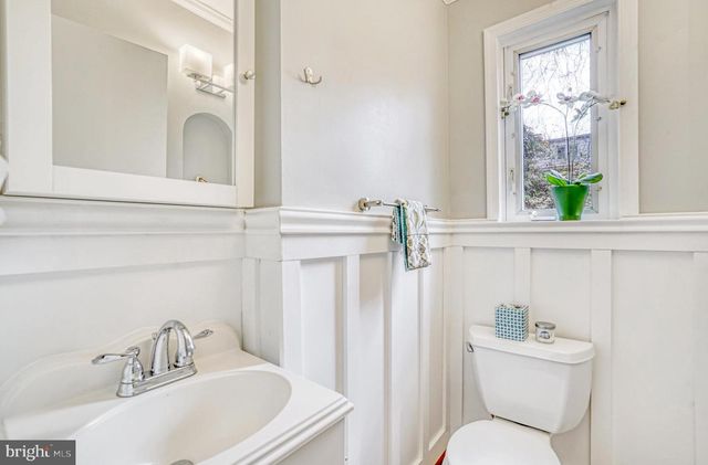 113 E TAYLOR RUN PKWY, Alexandria, VA 22314