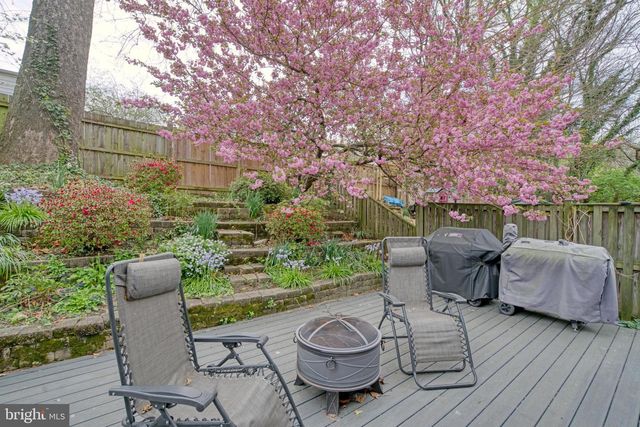 113 E TAYLOR RUN PKWY, Alexandria, VA 22314