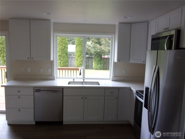 7911 119th Street Ct E, Puyallup, WA 98373