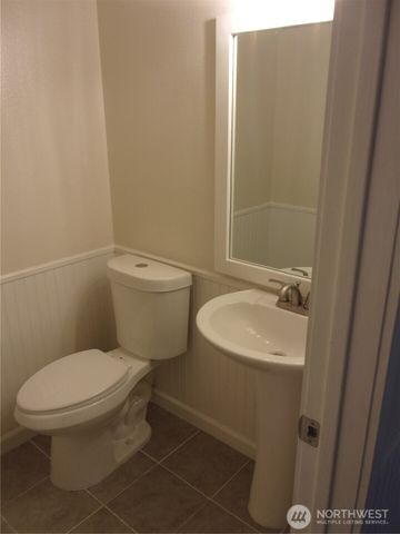 7911 119th Street Ct E, Puyallup, WA 98373