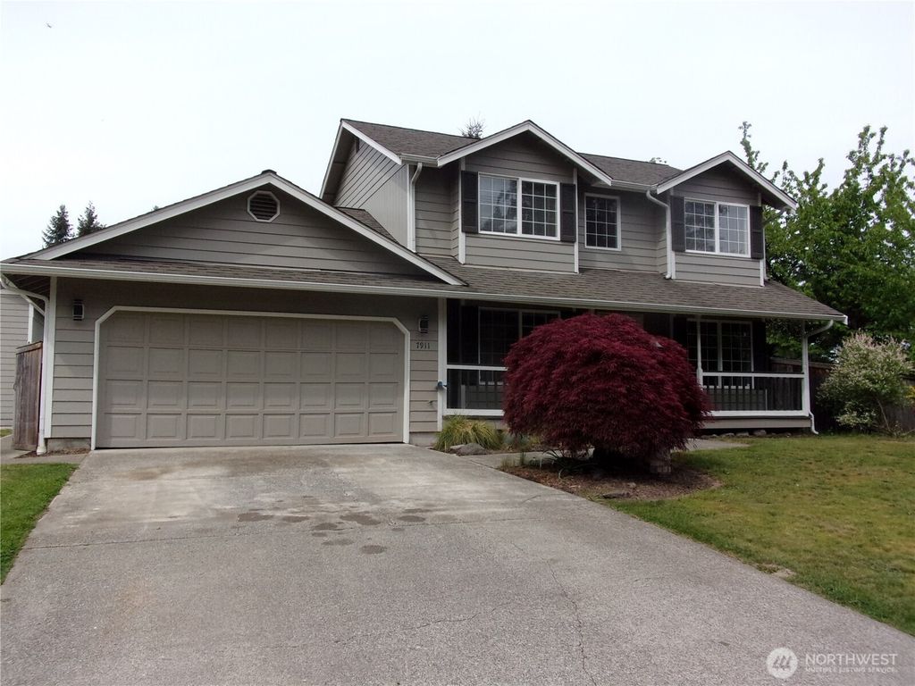 7911 119th Street Ct E, Puyallup, WA 98373