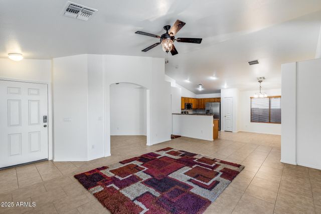 3830 W SANTA CRUZ Avenue, San Tan Valley, AZ 85144