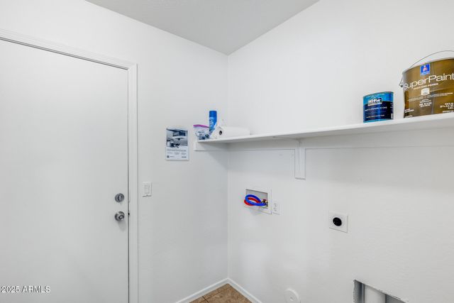 3830 W SANTA CRUZ Avenue, San Tan Valley, AZ 85144