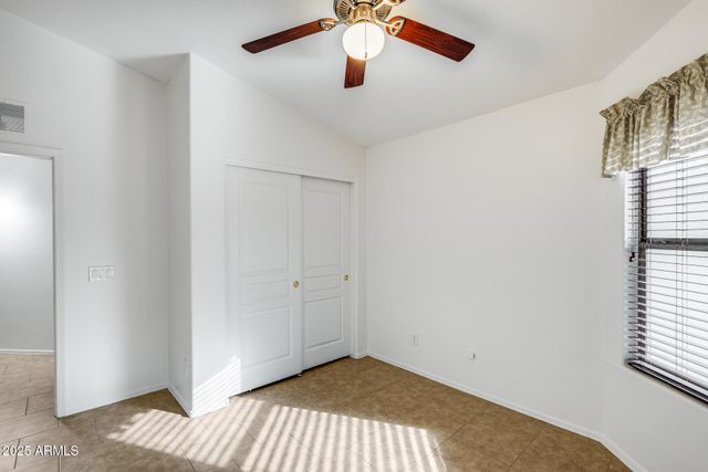 3830 W SANTA CRUZ Avenue, San Tan Valley, AZ 85144