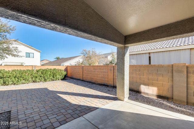 3830 W SANTA CRUZ Avenue, San Tan Valley, AZ 85144
