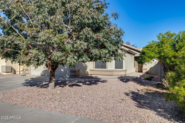 3830 W SANTA CRUZ Avenue, San Tan Valley, AZ 85144