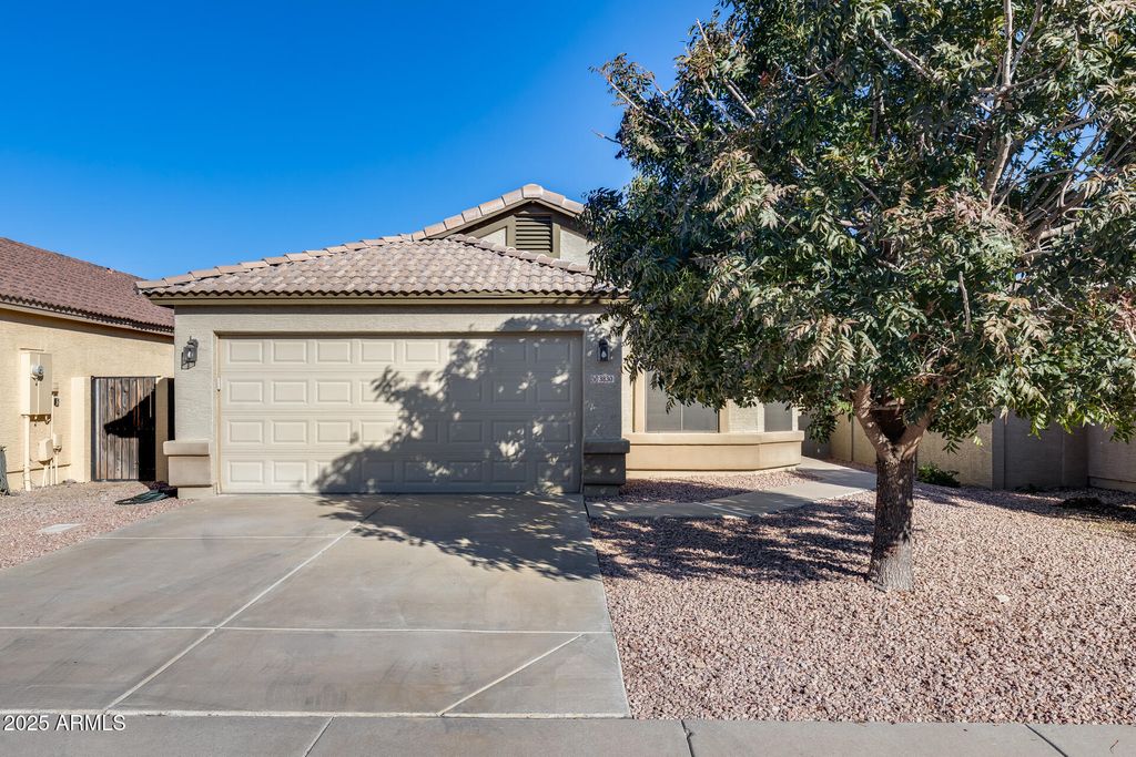 3830 W SANTA CRUZ Avenue, San Tan Valley, AZ 85144