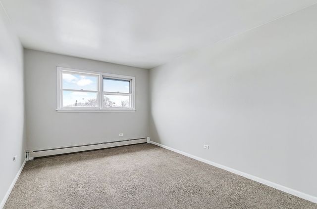 4410 W 111th Street 303, Oak Lawn, IL 60453