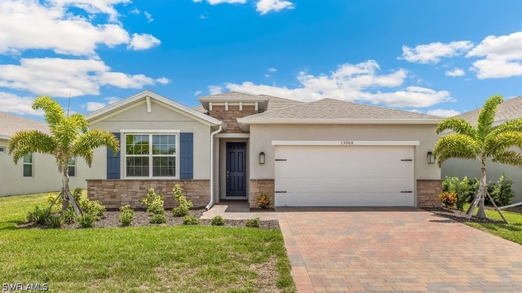 18161 LAGOON REACH LN, North Fort Myers, FL 33917