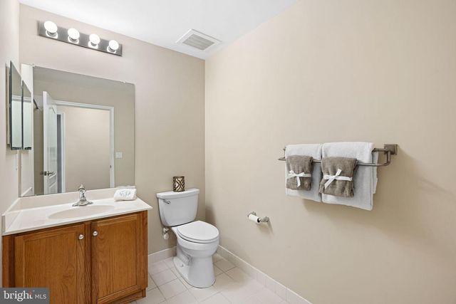 323 GARDEN PARK BLVD, Cherry Hill, NJ 08002