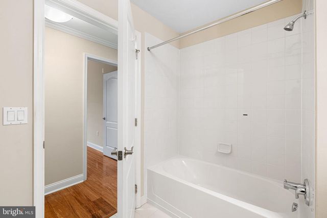 323 GARDEN PARK BLVD, Cherry Hill, NJ 08002