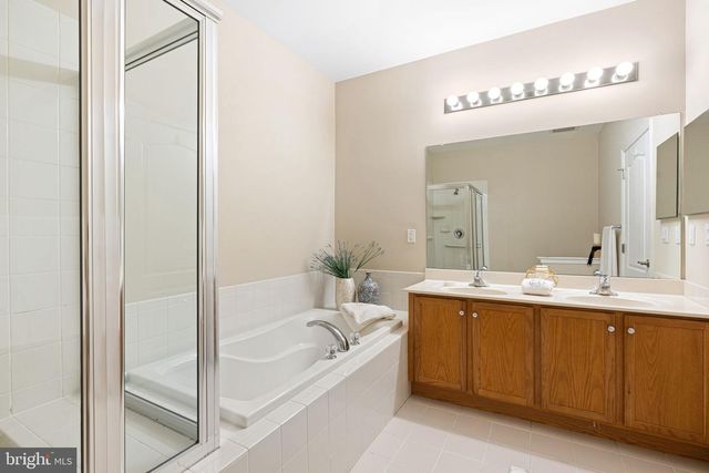 323 GARDEN PARK BLVD, Cherry Hill, NJ 08002