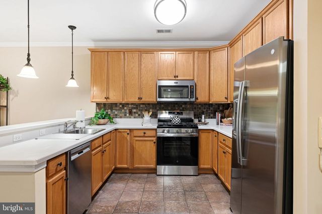 323 GARDEN PARK BLVD, Cherry Hill, NJ 08002