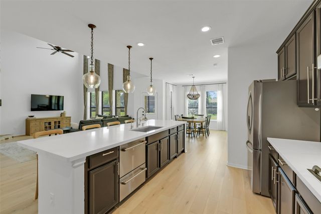 10003 Banestone Boulevard, Tomball, TX 77375