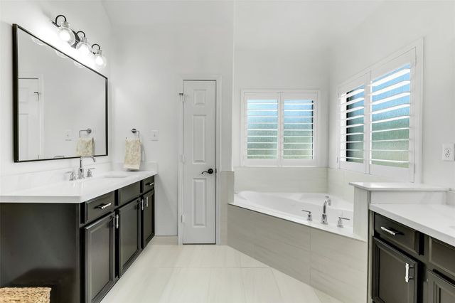 10003 Banestone Boulevard, Tomball, TX 77375