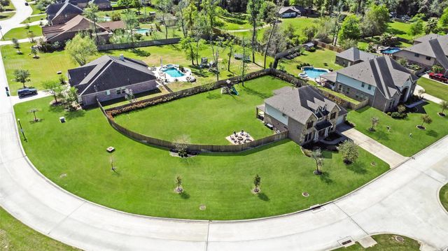 10003 Banestone Boulevard, Tomball, TX 77375