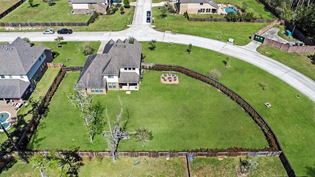 10003 Banestone Boulevard, Tomball, TX 77375