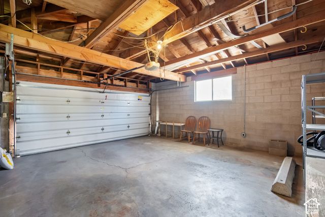 1374 W MARINWOOD AVE, Taylorsville, UT 84123