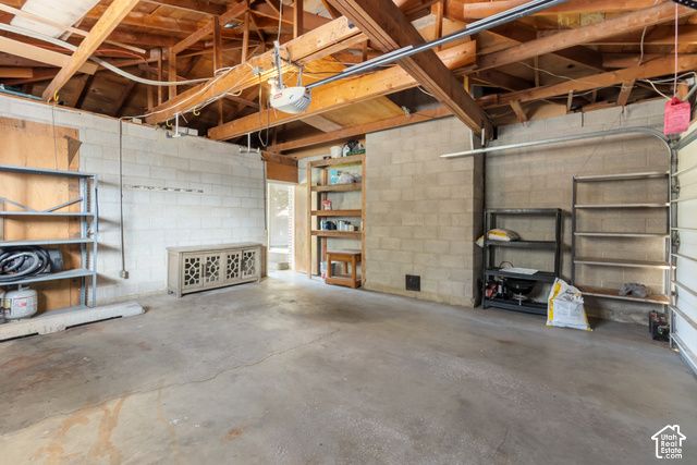 1374 W MARINWOOD AVE, Taylorsville, UT 84123