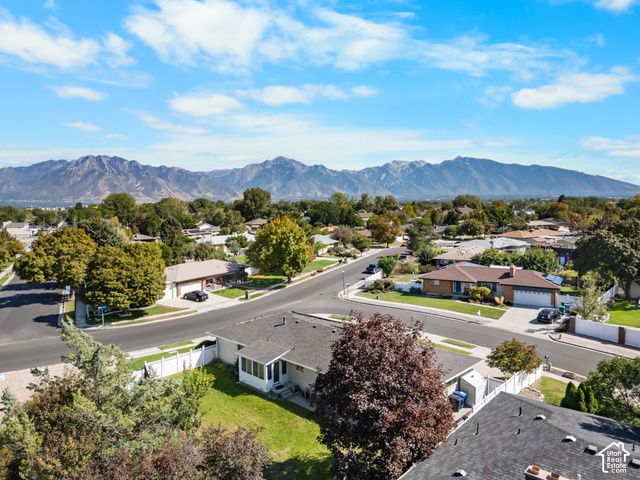 1374 W MARINWOOD AVE, Taylorsville, UT 84123