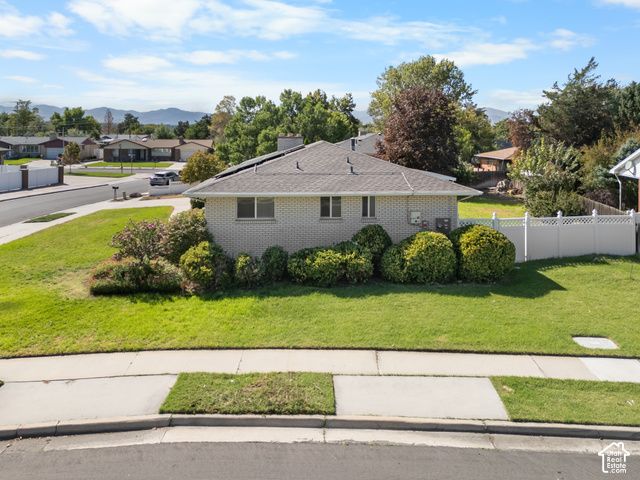 1374 W MARINWOOD AVE, Taylorsville, UT 84123