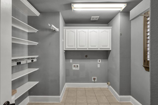 146 Bauer Point Circle, The Woodlands, TX 77389