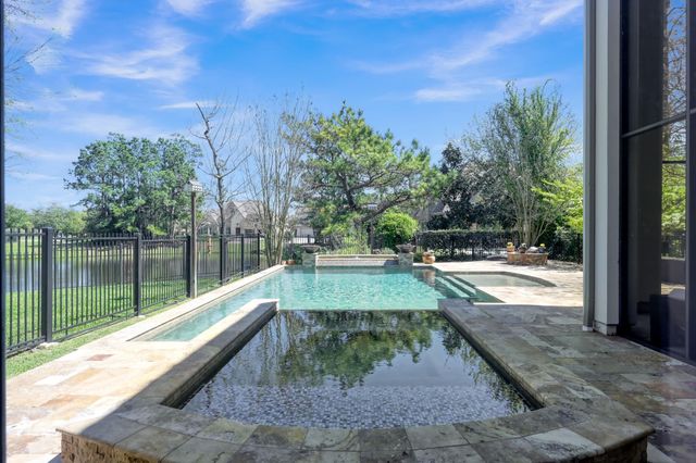 146 Bauer Point Circle, The Woodlands, TX 77389