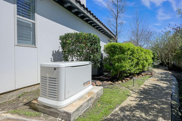 146 Bauer Point Circle, The Woodlands, TX 77389