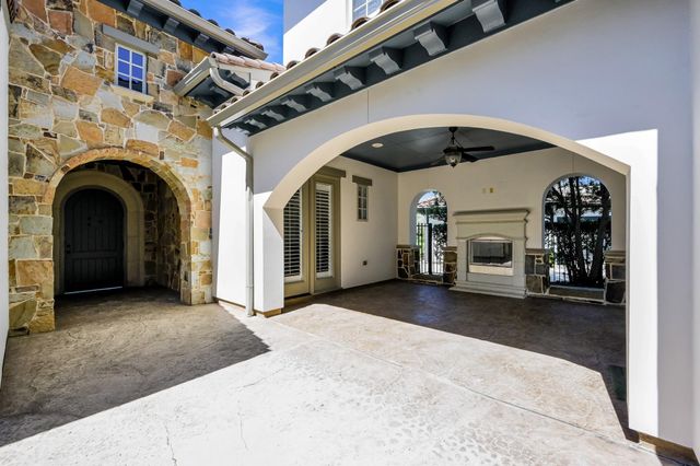 146 Bauer Point Circle, The Woodlands, TX 77389