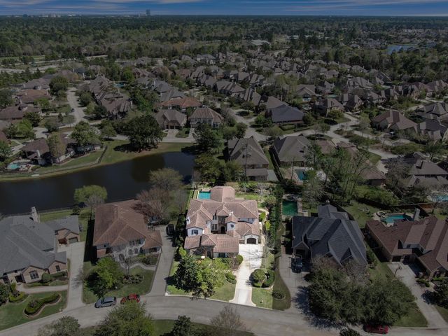 146 Bauer Point Circle, The Woodlands, TX 77389