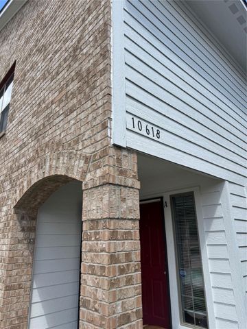 10618 Pine Landing Drive A, Houston, TX 77088