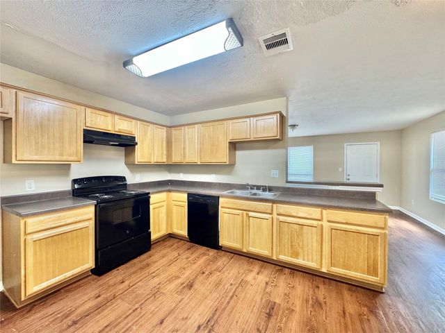 10618 Pine Landing Drive A, Houston, TX 77088